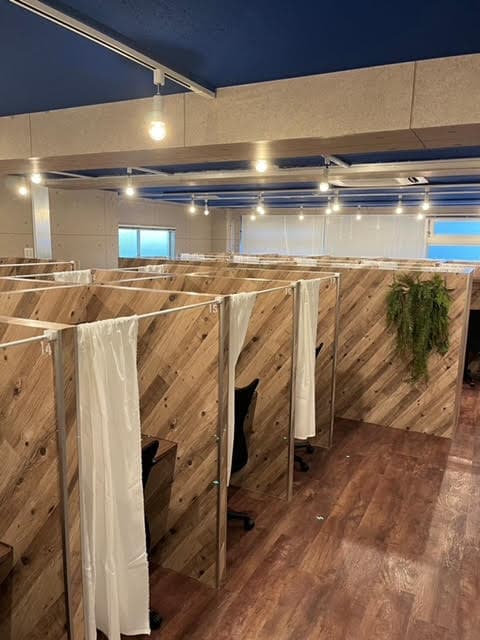 アイデスクJimbocho自習室 - Coworking, a0000000-0000-0000-0000-000000000013