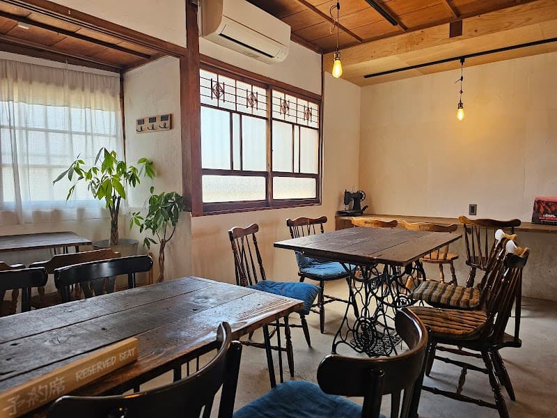 秋六 AKIROKU - Coworking Space, a0000000-0000-0000-0000-000000004501