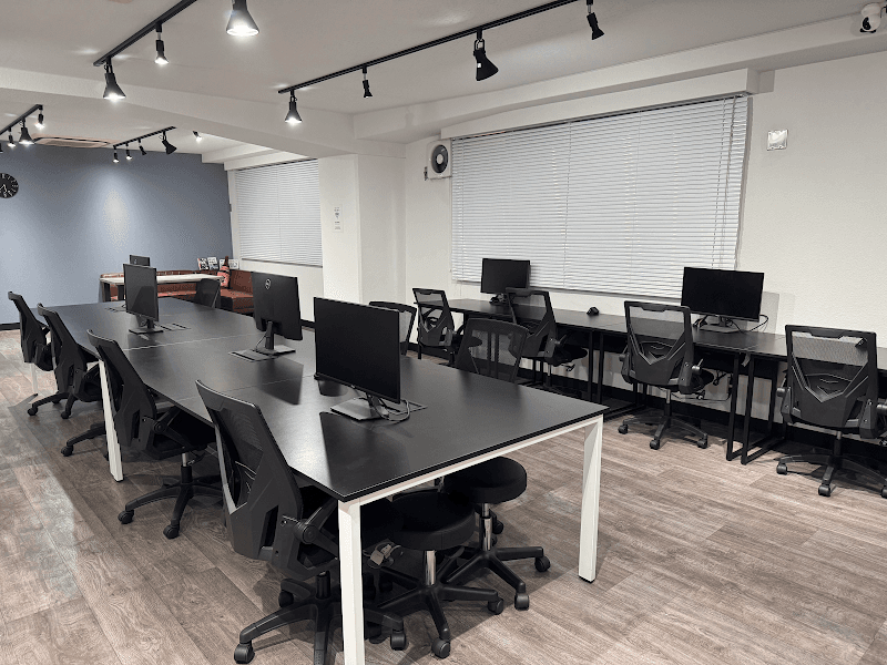 いいオフィス加治屋町 by動画編集CAMP(コワーキングスペース/自習室/会議室) - Coworking Space, a0000000-0000-0000-0000-000000001404