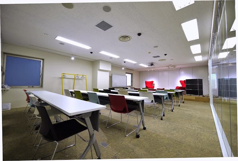 Knowledge Society - Coworking, a0000000-0000-0000-0000-000000000013