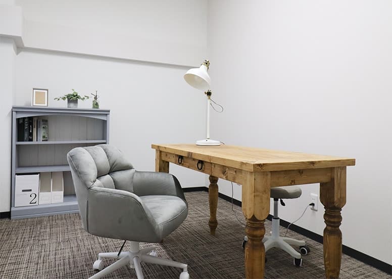 レンタルオフィスRe:ZONE十三01 - Coworking, a0000000-0000-0000-0000-000000000105