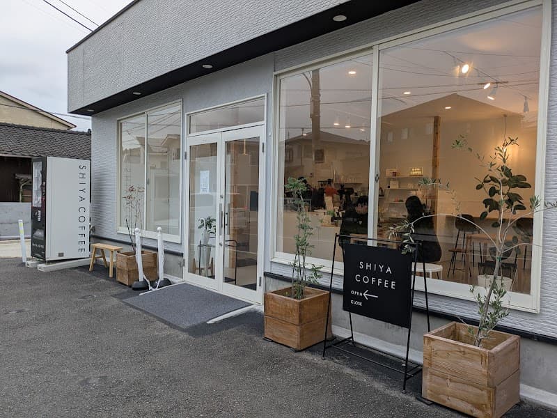 SHIYACOFFEE - Coworking Space, a0000000-0000-0000-0000-000000002101