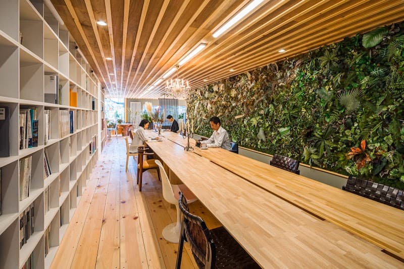 森と川に咲く花 - Coworking Space, a0000000-0000-0000-0000-000000001902