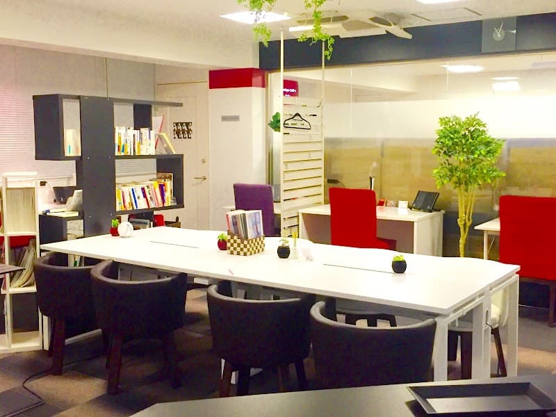 勉強カフェ 大阪本町店 - Coworking Space, a0000000-0000-0000-0000-000000000102