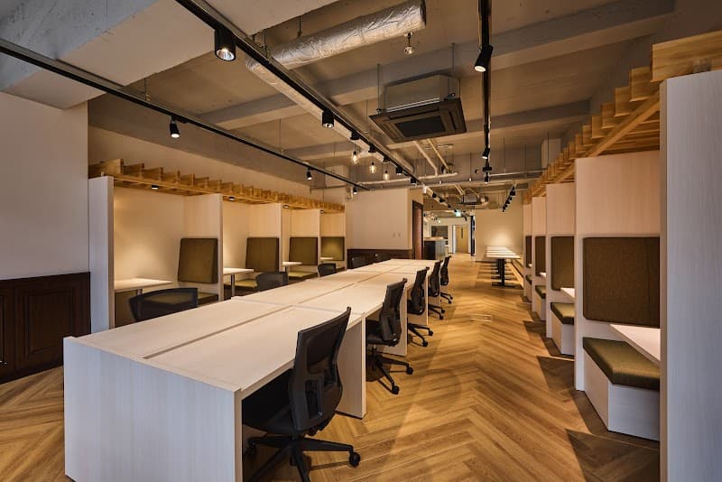 コモンルーム四条烏丸 - Coworking, a0000000-0000-0000-0000-000000000201