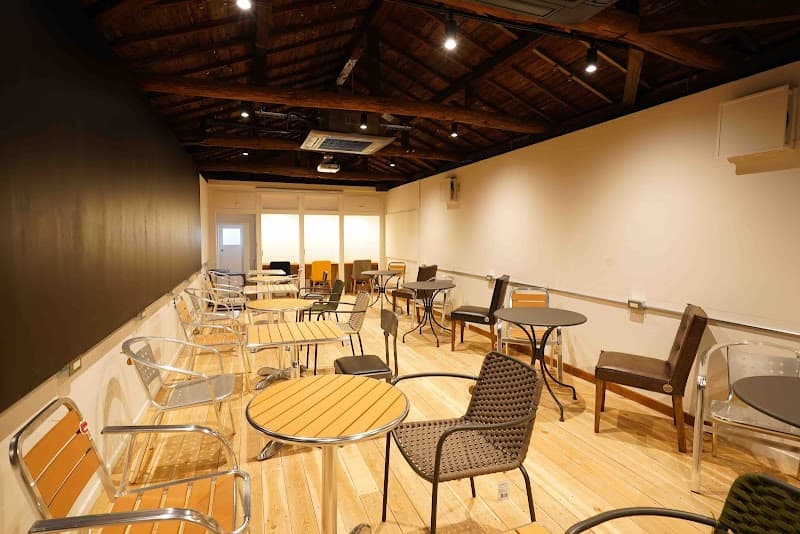 コンセントカフェ 本町店 - Coworking Space, a0000000-0000-0000-0000-000000000102