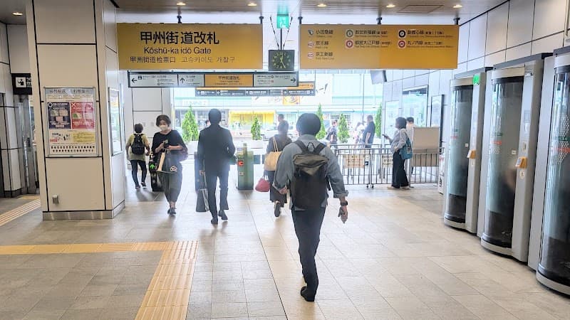 STATION BOOTH Shinjuku駅 甲州街道改札内 - Coworking, a0000000-0000-0000-0000-000000000011