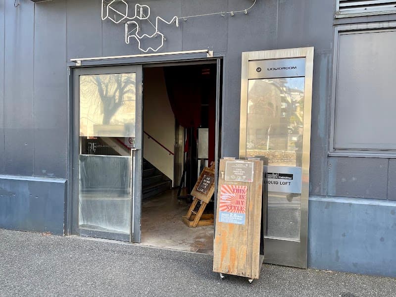 TimeOut Café & Diner - Coworking, a0000000-0000-0000-0000-000000000020