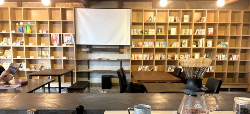 雑貨カフェ、シェア型本屋「Tsunaga Room」 - Coworking Space, a0000000-0000-0000-0000-000000000704